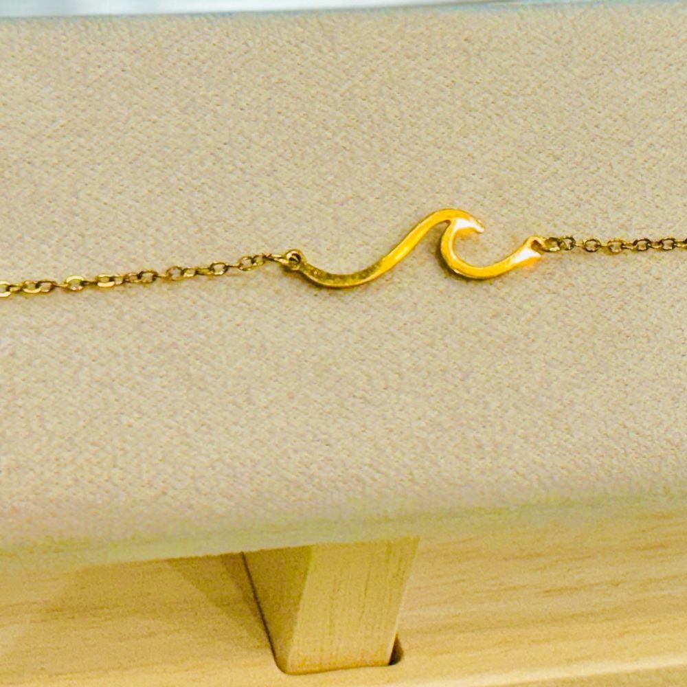 14k Gold Overlay Wave Bracelet – Minimalist Ocean-Inspired Jewelry‎ 7.5 inches